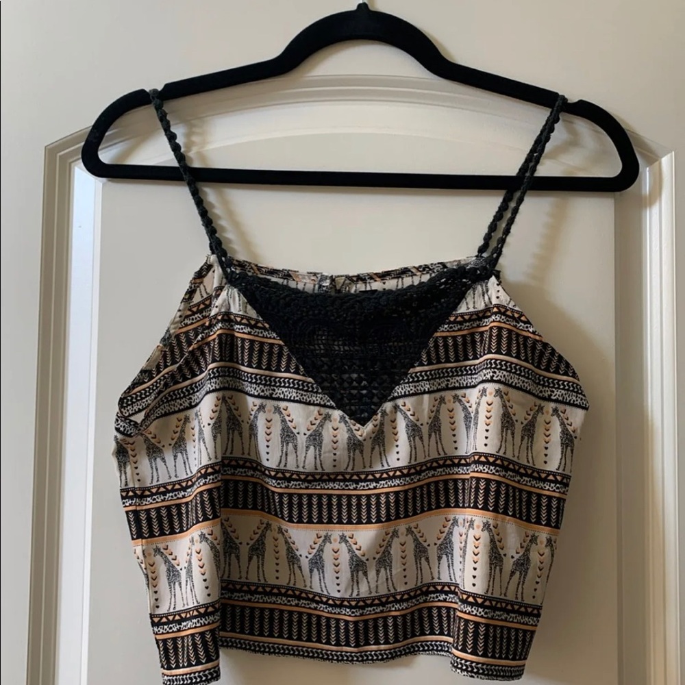 Crop top
